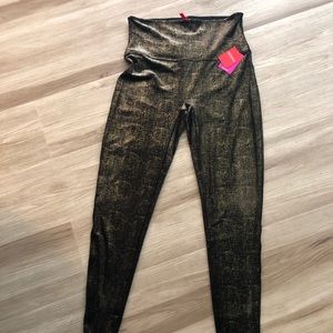 Brand new Spanx leggings velvet black and gold XL